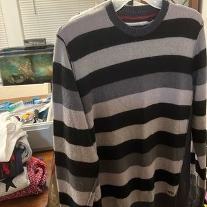 Men’s sweater - buffalo - size M